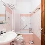 Lägenhetshotell Corfu Shell 3*